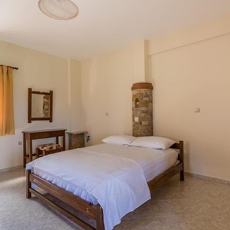 Chioureas Apartments Lévktron المظهر الخارجي الصورة