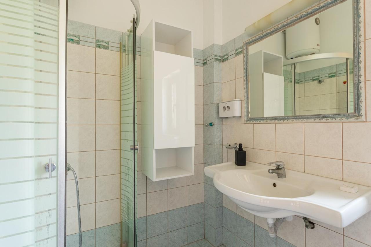 Chioureas Apartments Lévktron المظهر الخارجي الصورة