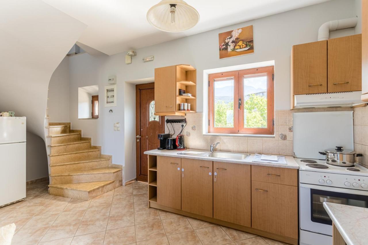 Chioureas Apartments Lévktron المظهر الخارجي الصورة