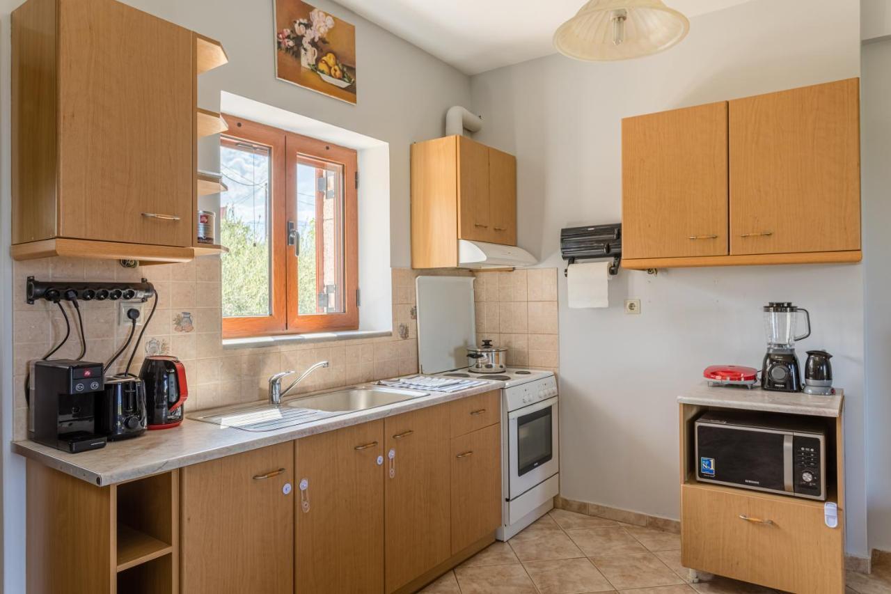 Chioureas Apartments Lévktron المظهر الخارجي الصورة
